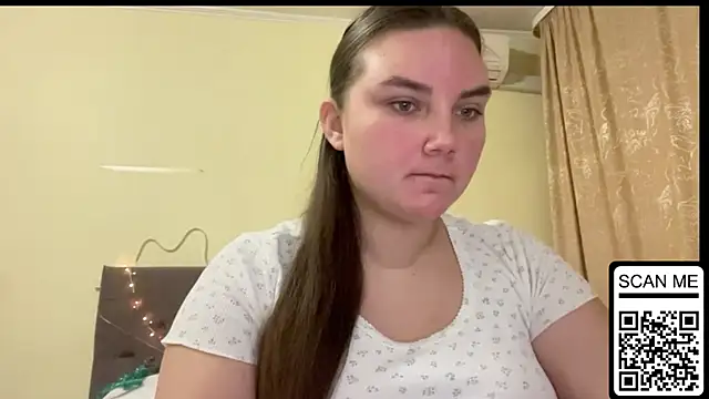 Snapshot of Dreamyblushfairy chatting on November 20, 2025, 4:18 pm Dreamyblushfairy online show from November 20, 2025, 4:18 pm