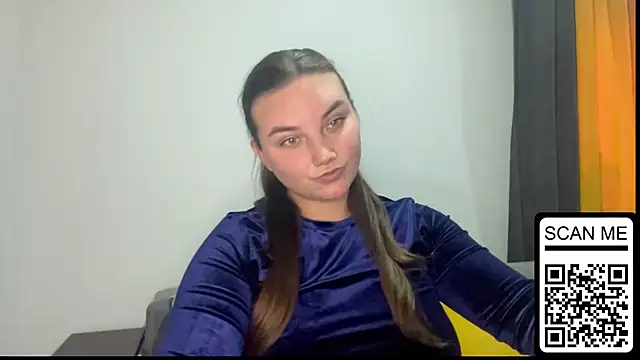 Snapshot of Dreamyblushfairy chatting on September 29, 2025, 2:23 pm Dreamyblushfairy online show from September 29, 2025, 2:23 pm