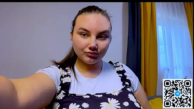 Snapshot of Dreamyblushfairy chatting on May 31, 2026, 4:46 pm Dreamyblushfairy online show from May 31, 2026, 4:46 pm
