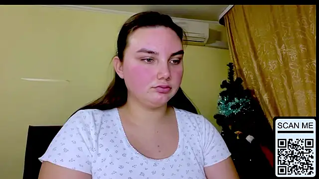 Dreamyblushfairy online show from February 3, 2026, 4:01 pm