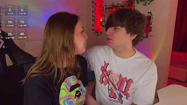 RobertAndLinela online show from March 23, 2026, 2:55 am