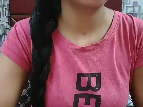 Snapshot of Somiya87 chatting on September 25, 2025, 5:30 pm Somiya87 online show from September 25, 2025, 5:30 pm