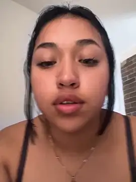 IsabellRodriguez18 online show from November 12, 2025, 3:16 pm