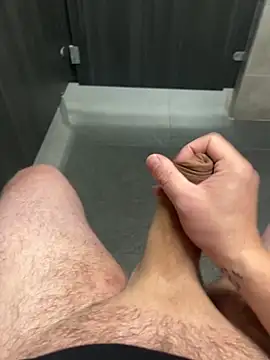 Snapshot of 22TT2295 chatting on November 14, 2025, 1:04 pm 22TT2295 online show from November 14, 2025, 1:04 pm