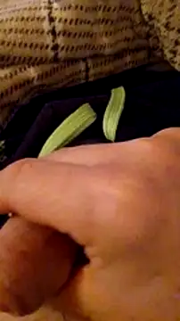 MaxiFabry online show from February 8, 2025, 9:46 pm