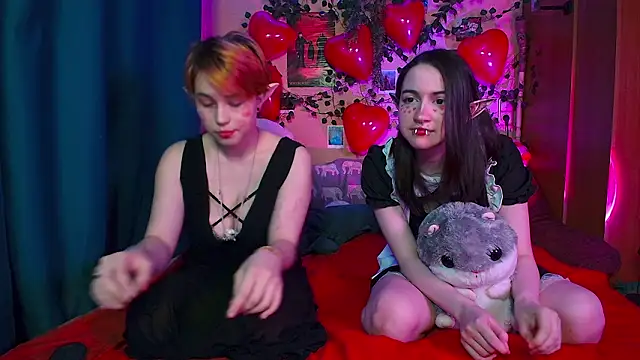 Snapshot of TrickyKitsune chatting on February 10, 2026, 3:11 pm TrickyKitsune online show from February 10, 2026, 3:11 pm