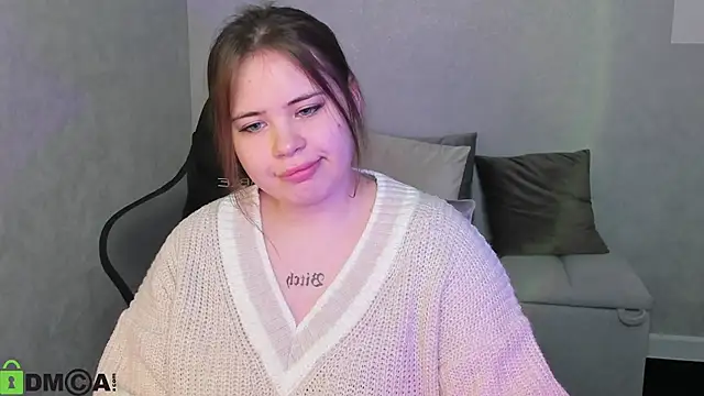 EricaElliott online show from December 3, 2025, 9:53 am