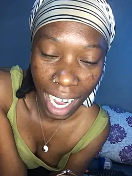 Snapshot of xxSexyTalia28 chatting on December 22, 2025, 2:33 am xxSexyTalia28 online show from December 22, 2025, 2:33 am