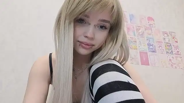 emodreamgirl online show from May 15, 2026, 10:52 pm