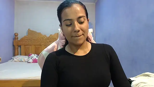 Coral0403 online show from March 5, 2026, 12:07 am