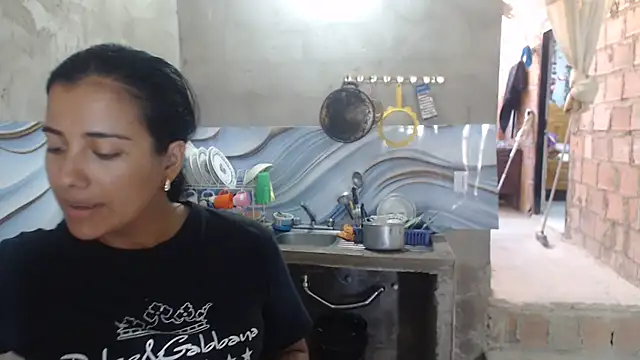 Snapshot of Coral0403 chatting on June 20, 2026, 4:56 pm Coral0403 online show from June 20, 2026, 4:56 pm