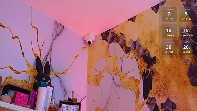 Snapshot of Nijinsky_LatinBoy chatting on November 13, 2025, 10:52 am Nijinsky LatinBoy online show from November 13, 2025, 10:52 am