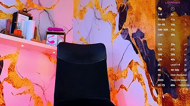 Snapshot of Nijinsky_LatinBoy chatting on October 16, 2025, 11:07 am Nijinsky LatinBoy online show from October 16, 2025, 11:07 am