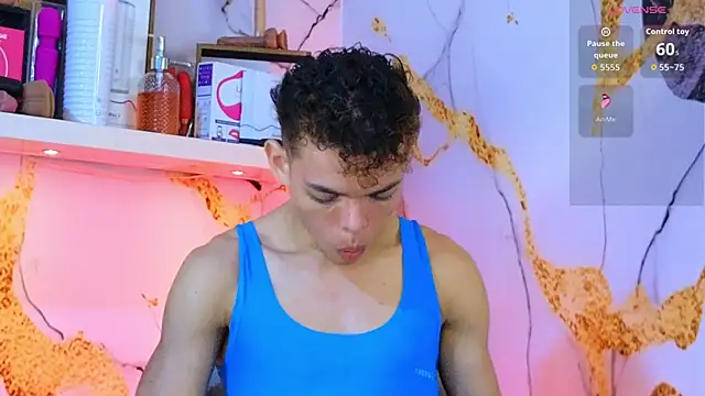 Snapshot of Nijinsky_LatinBoy chatting on December 1, 2025, 1:17 am Nijinsky LatinBoy online show from December 1, 2025, 1:17 am