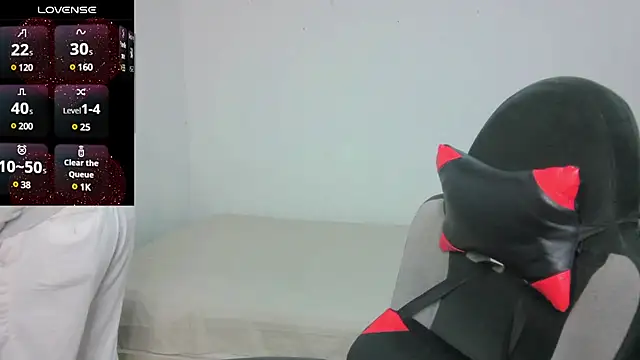 Snapshot of David_Adams2003 chatting on February 20, 2025, 1:40 pm David Adams2003 online show from February 20, 2025, 1:40 pm