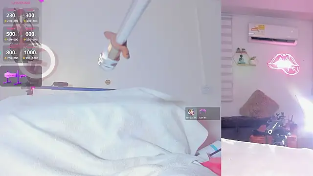 Maria Jones  online show from February 3, 2026, 1:16 am