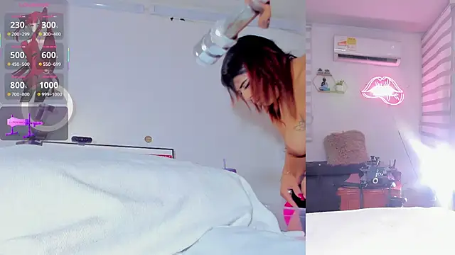 Maria Jones  online show from February 16, 2026, 2:10 am