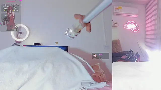 Maria Jones  online show from February 27, 2026, 2:23 am