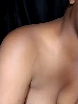 Snapshot of Queen-BD chatting on October 2, 2025, 11:30 pm Queen-BD online show from October 2, 2025, 11:30 pm