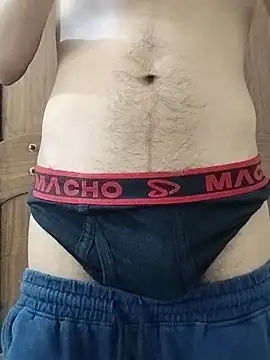 fakelove95 online show from April 19, 2026, 8:11 pm