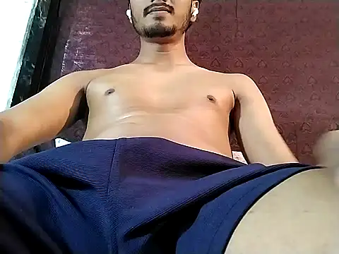 Snapshot of Ultimate_cHappiE chatting on November 13, 2025, 5:55 am Ultimate cHappiE online show from November 13, 2025, 5:55 am