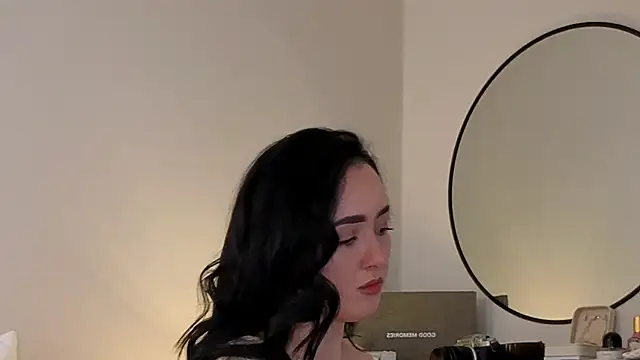 KimKhallifa online show from March 21, 2026, 6:03 am