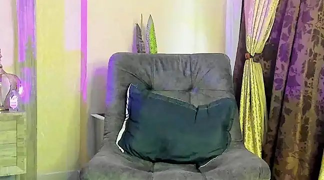 benjamincol online show from February 23, 2025, 2:04 pm