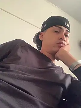 Br4ndxpimm online show from April 7, 2026, 7:26 pm