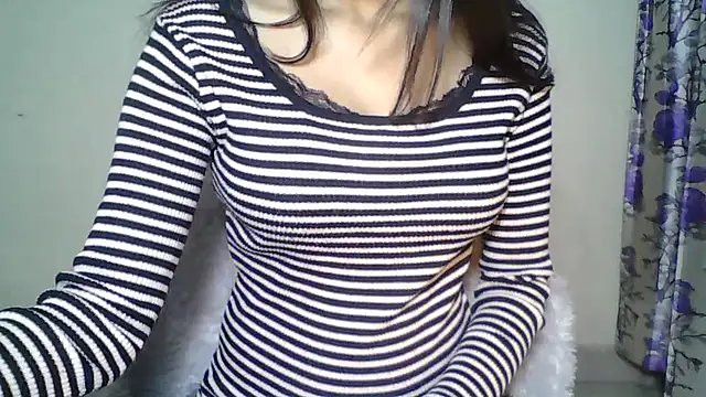 Snapshot of Naughty_Nayra chatting on December 4, 2025, 12:26 pm Naughty Nayra online show from December 4, 2025, 12:26 pm