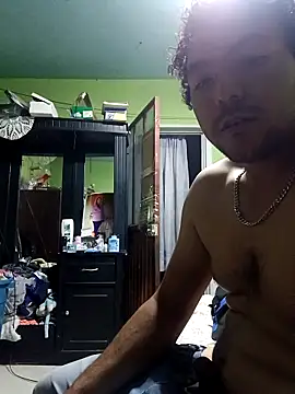 chinoxxx online show from September 20, 2025, 1:21 am