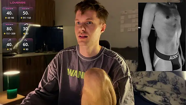 Leonnextdoor online show from March 12, 2026, 9:41 pm