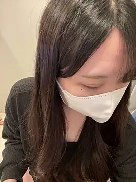 Snapshot of mina_0207 chatting on February 25, 2026, 9:47 pm mina 0207 online show from February 25, 2026, 9:47 pm