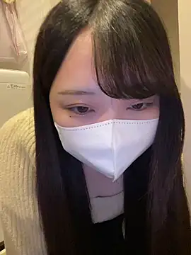 Snapshot of mina_0207 chatting on February 18, 2026, 9:55 pm mina 0207 online show from February 18, 2026, 9:55 pm