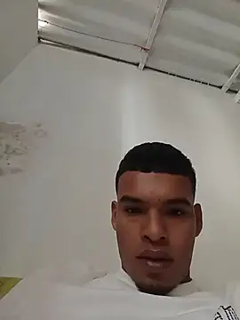 Gonzalex02 online show from November 19, 2025, 1:33 pm