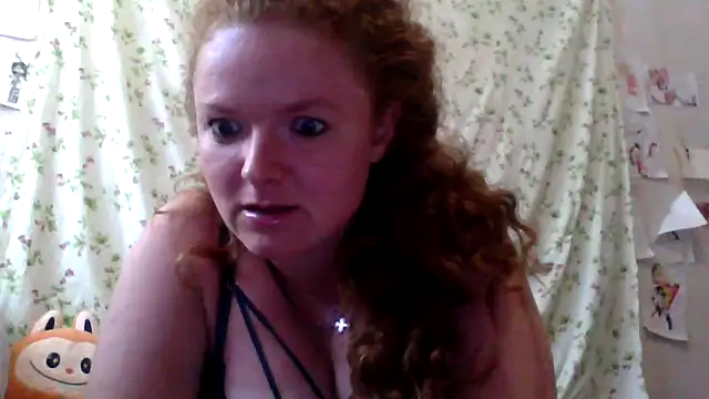 Snapshot of Rae_Jeannie chatting on July 8, 2026, 10:49 am Rae Jeannie online show from July 8, 2026, 10:49 am