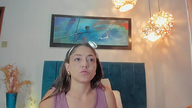 EloiseQuinn online show from November 27, 2025, 1:11 pm