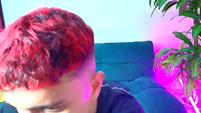 Sky Intimate online show from February 18, 2025, 7:41 pm