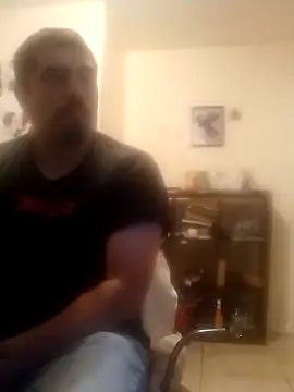 k1oudE online show from November 23, 2025, 2:43 am