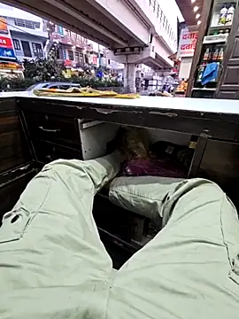 pyasevickybabu563 online show from April 14, 2026, 1:16 pm