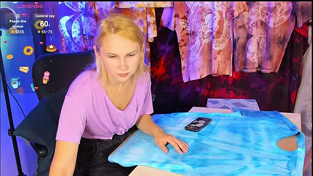 Snapshot of Anna_Corsets chatting on September 27, 2025, 12:11 pm Anna Corsets online show from September 27, 2025, 12:11 pm