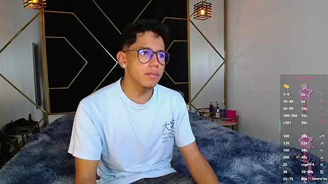 Snapshot of RyanPricee chatting on November 14, 2025, 3:10 am RyanPricee online show from November 14, 2025, 3:10 am