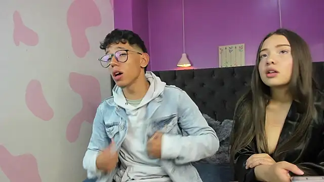 Snapshot of RyanPricee chatting on March 12, 2025, 3:24 am RyanPricee online show from March 12, 2025, 3:24 am