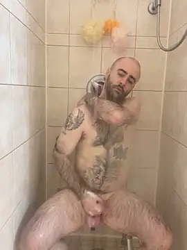 Faded-Solo online show from December 15, 2025, 7:41 pm