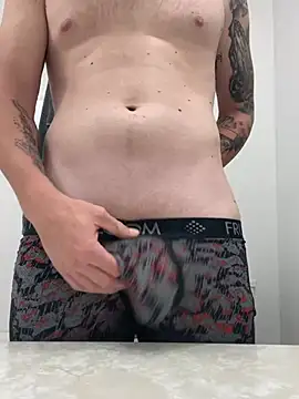 tcadle1824 online show from December 28, 2024, 5:44 am