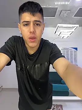 Snapshot of Angel_Khouri chatting on March 3, 2026, 3:46 am Angel Khouri online show from March 3, 2026, 3:46 am