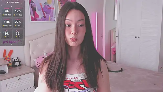 kittenrisha online show from March 21, 2026, 5:41 am