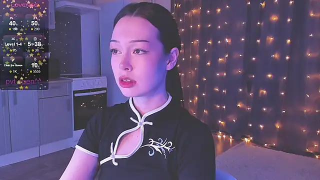 Snapshot of kittenrisha chatting on December 17, 2025, 4:39 am kittenrisha online show from December 17, 2025, 4:39 am