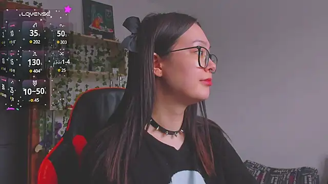 Snapshot of kittenrisha chatting on March 12, 2025, 9:34 am kittenrisha online show from March 12, 2025, 9:34 am