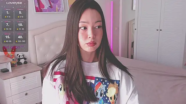 kittenrisha online show from March 20, 2026, 5:41 am