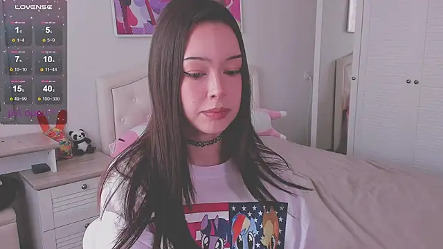 Snapshot of kittenrisha chatting on February 13, 2026, 4:45 am kittenrisha online show from February 13, 2026, 4:45 am